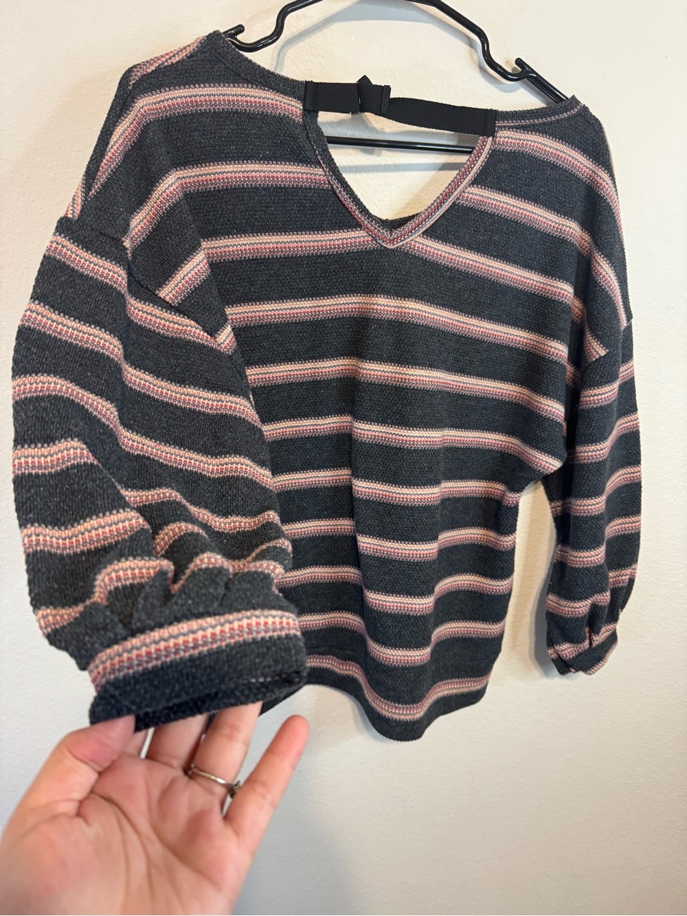 DO&UK Striped V-Neck Knit Top in Charcoal and Dusty Pink - Picture 5 of 7